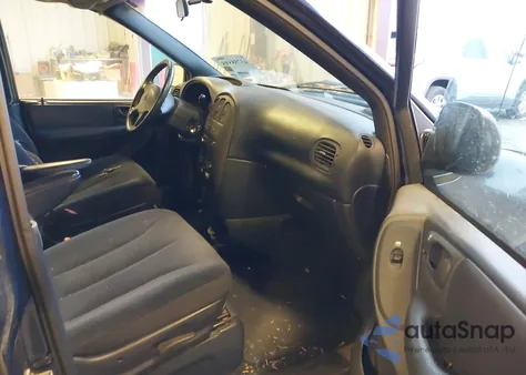 2002 Dodge Grand Caravan Sport from USA, damaged, VIN 2B4GP44382R742187